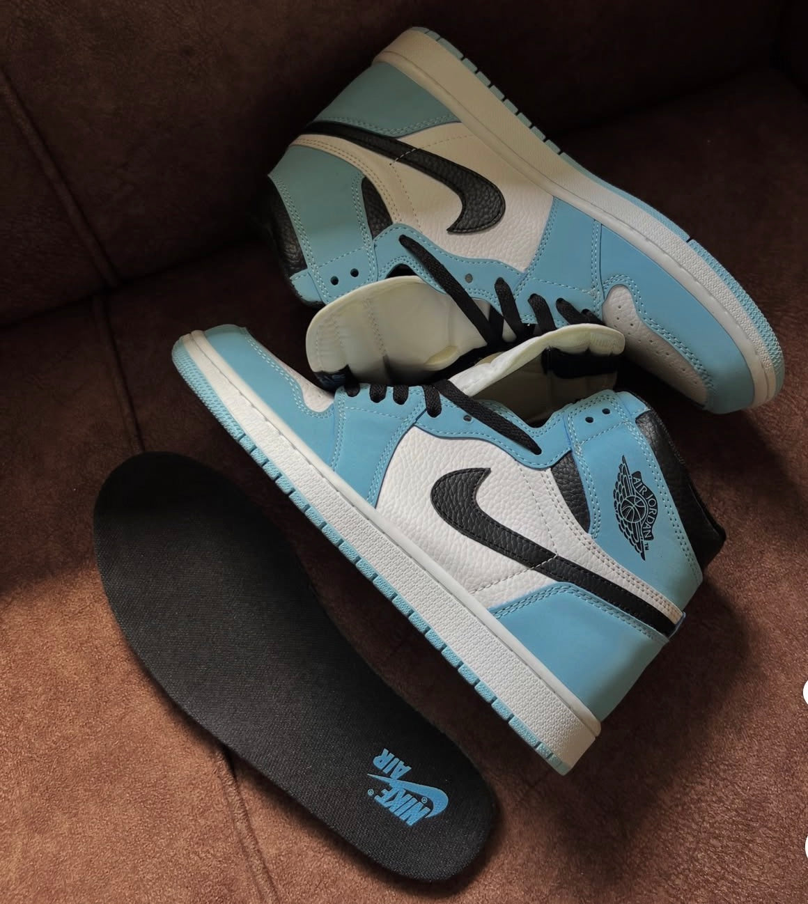 AIR JORDAN 1