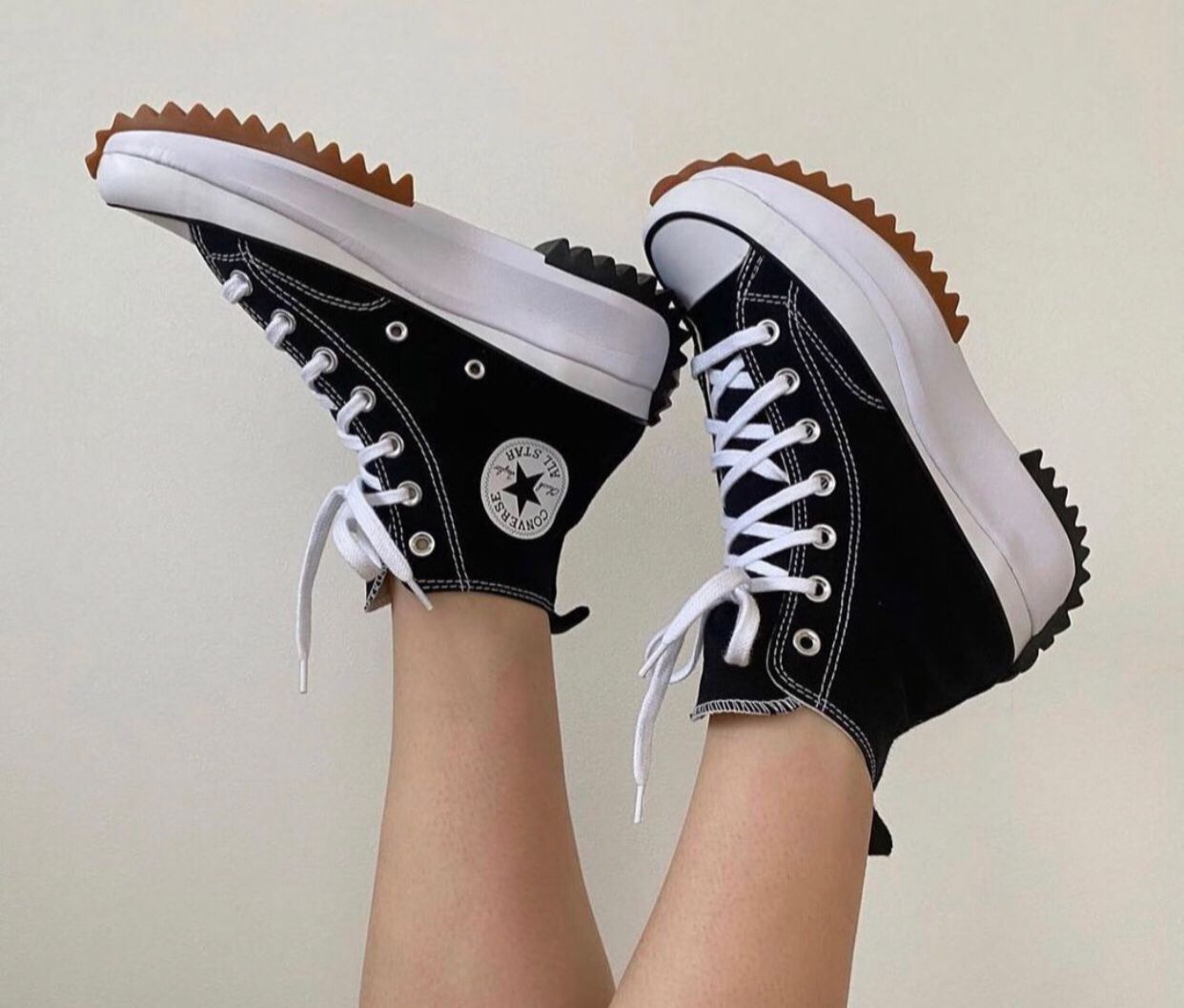 CONVERSE RUN NEGRO TELA