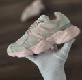 NEW BALANCE 9060 GREY/PINK