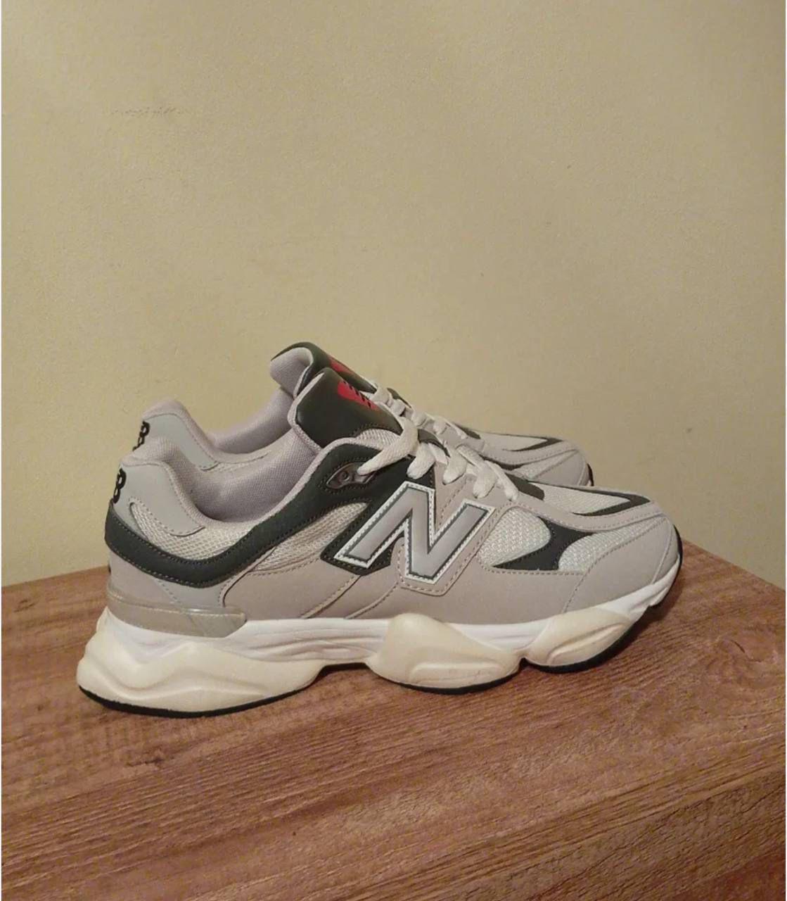 NEW BALANCE 9060 GREY/BLACK