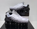 Nike shox blanco  toque negro